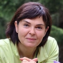 Dr. Andreea Capalna